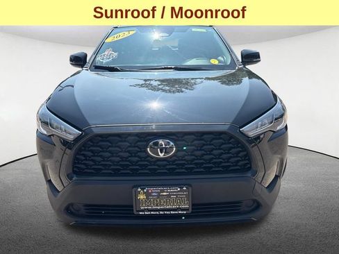 Used 2023 Toyota Corolla Cross LE w/ Moonroof Package AWD/4WD image 4