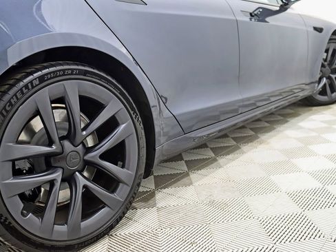 Used 2022 Tesla Model S image 11