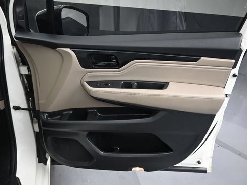 Used 2018 Honda Odyssey Elite image 61