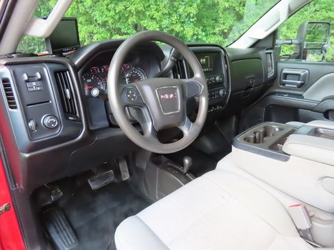 Used 2016 GMC Sierra 3500 4x4 Regular Cab w/ Sierra Convenience Package image 18