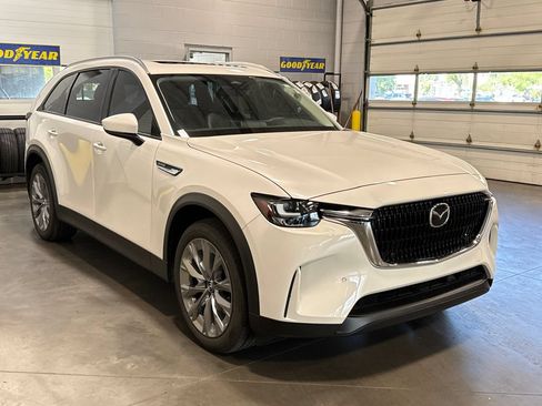 Certified 2026 MAZDA CX-90 3.3 Turbo w/ Preferred Package AWD/4WD image 3