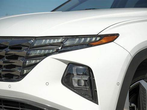 Used 2024 Hyundai Tucson Limited image 3