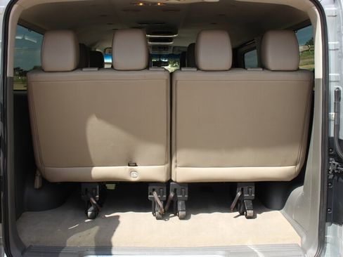 Used 2014 Nissan NV 3500 SL w/ Technology Package RWD image 11