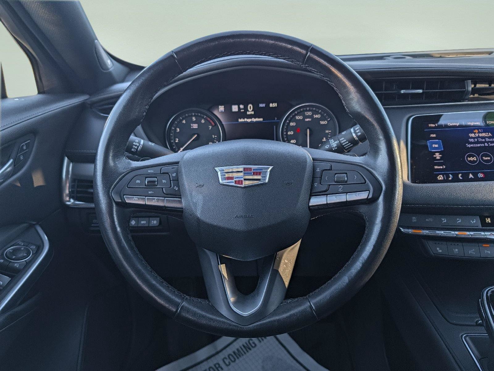 Used 2020 Cadillac XT4 Premium Luxury AWD/4WD image 13