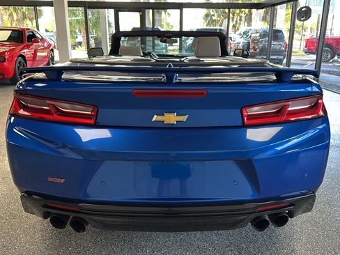 Used 2018 Chevrolet Camaro SS RWD image 45