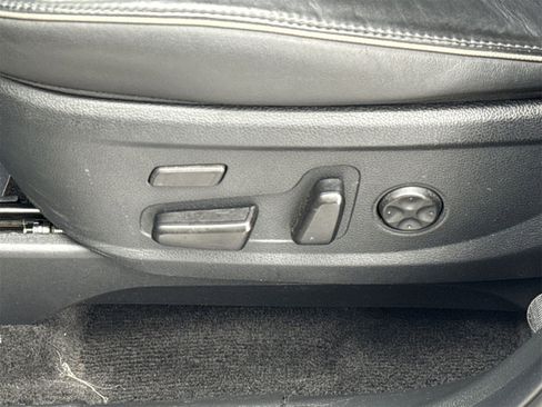 Used 2021 Hyundai Palisade Limited image 16