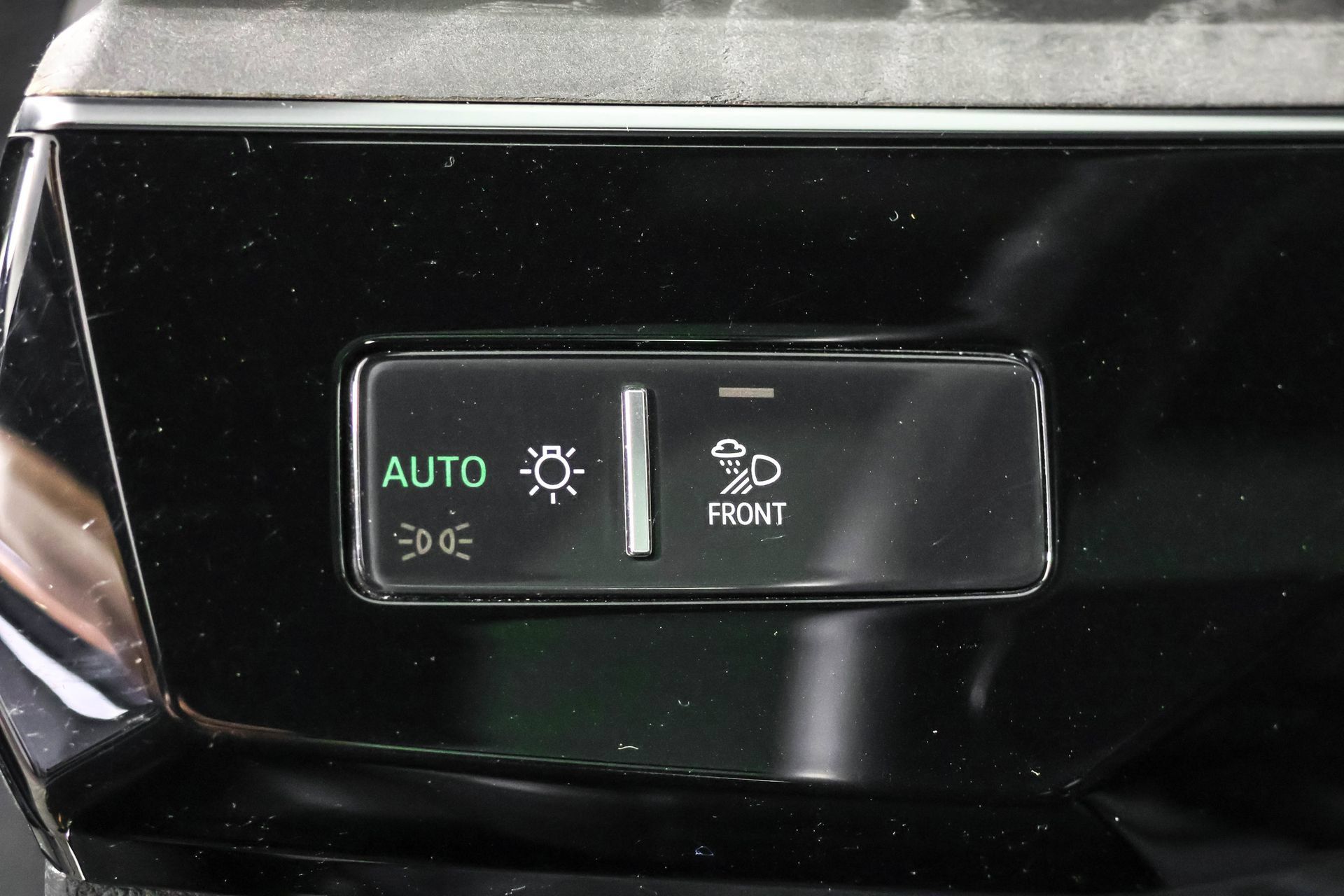 Used 2024 Audi Q8 e-tron Premium Plus w/ Premium Plus Package AWD/4WD image 20