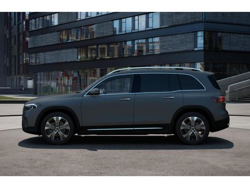 New 2025 Mercedes-Benz EQB 300 4MATIC image 32