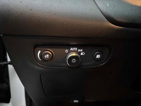 Used 2022 Buick Encore GX Preferred w/ Cold Weather Comfort Package image 14