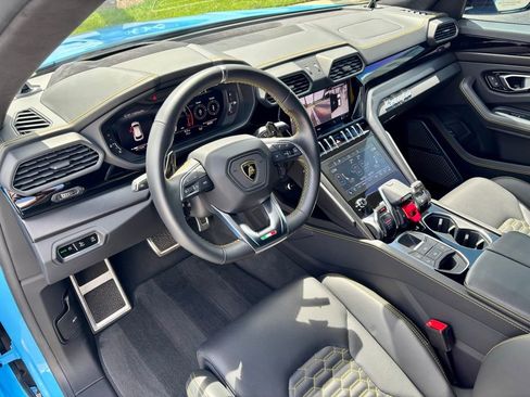 Used 2024 Lamborghini Urus S AWD/4WD image 18