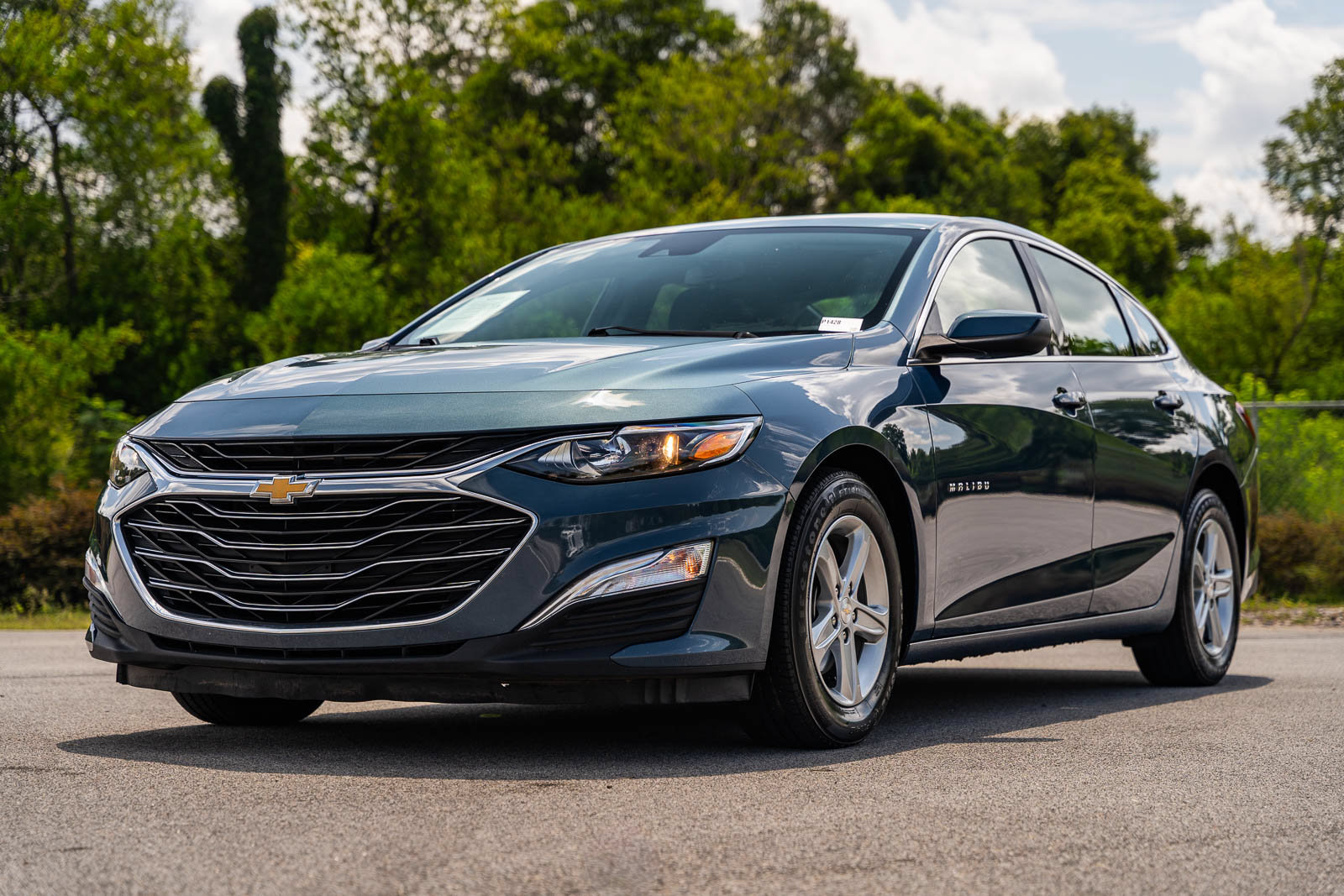 Used 2024 Chevrolet Malibu LS w/ Driver Confidence Package FWD image 3