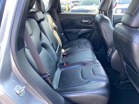 Used 2020 Jeep Cherokee Limited AWD/4WD image 24