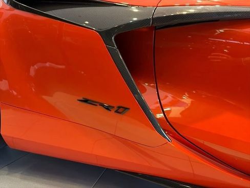 Used 2025 Chevrolet Corvette ZR1 w/ ZR1 Carbon Fiber Aero Package RWD image 10