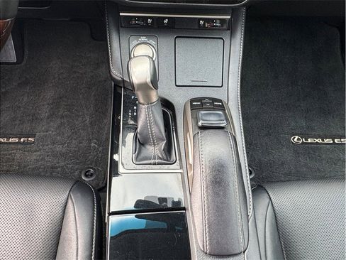 Used 2016 Lexus ES 350 w/ Navigation System Package FWD image 12