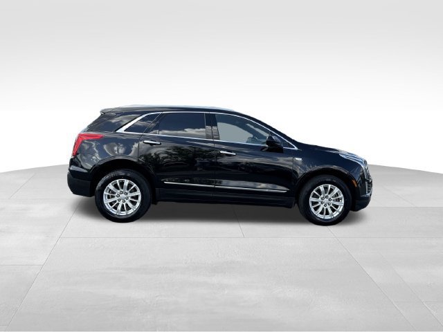 Used 2017 Cadillac XT5 FWD image 6