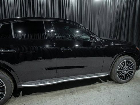 New 2025 Mercedes-Benz GLC 300 4MATIC image 4