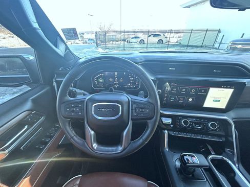 Certified 2025 GMC Sierra 1500 Denali Ultimate image 13