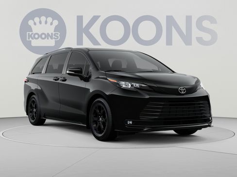New 2026 Toyota Sienna XLE Woodland Edition AWD/4WD image 18