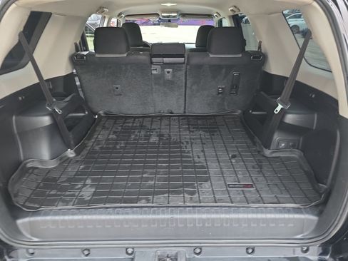 Used 2014 Toyota 4Runner SR5 image 13