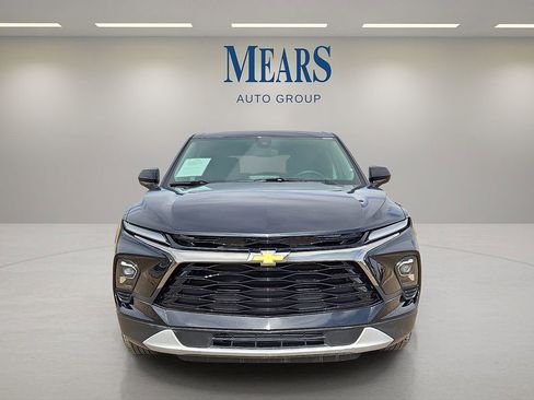 Used 2025 Chevrolet Blazer LT image 8