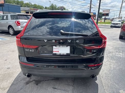 Used 2018 Volvo XC60 T5 Momentum w/ Vision Package AWD/4WD image 5