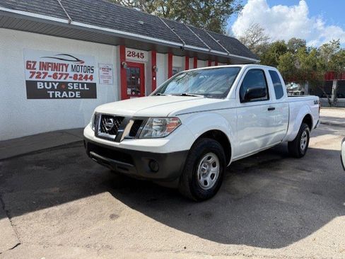Used 2019 Nissan Frontier S image 2