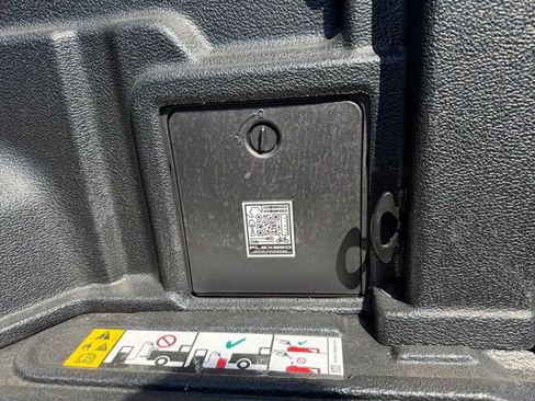 Used 2024 Ford Maverick XLT w/ XLT Luxury Package image 8