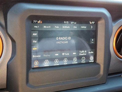 Used 2021 Jeep Gladiator Mojave w/ Cold Weather Group image 18