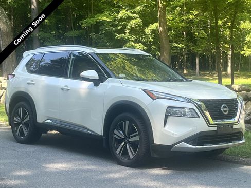 Used 2022 Nissan Rogue Platinum w/ Head-Up Display Package AWD/4WD image 1