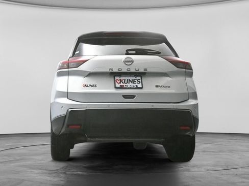 Used 2024 Nissan Rogue SV AWD/4WD image 63