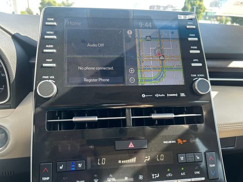 Certified 2020 Toyota Avalon Limited w/ Advanced Safety Package FWD image 21