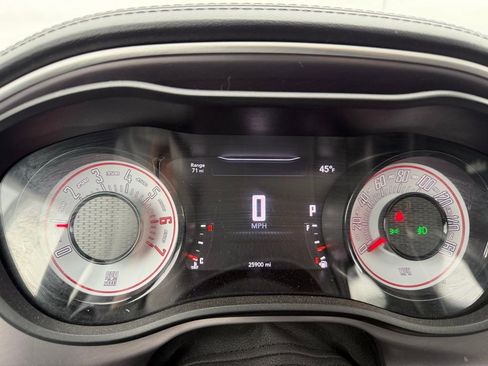 Used 2022 Dodge Challenger R/T w/ T/A Package image 3