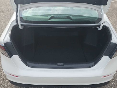 New 2025 Honda Accord SE image 19