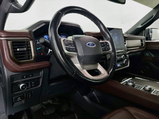 Used 2022 Ford Expedition Limited AWD/4WD image 19