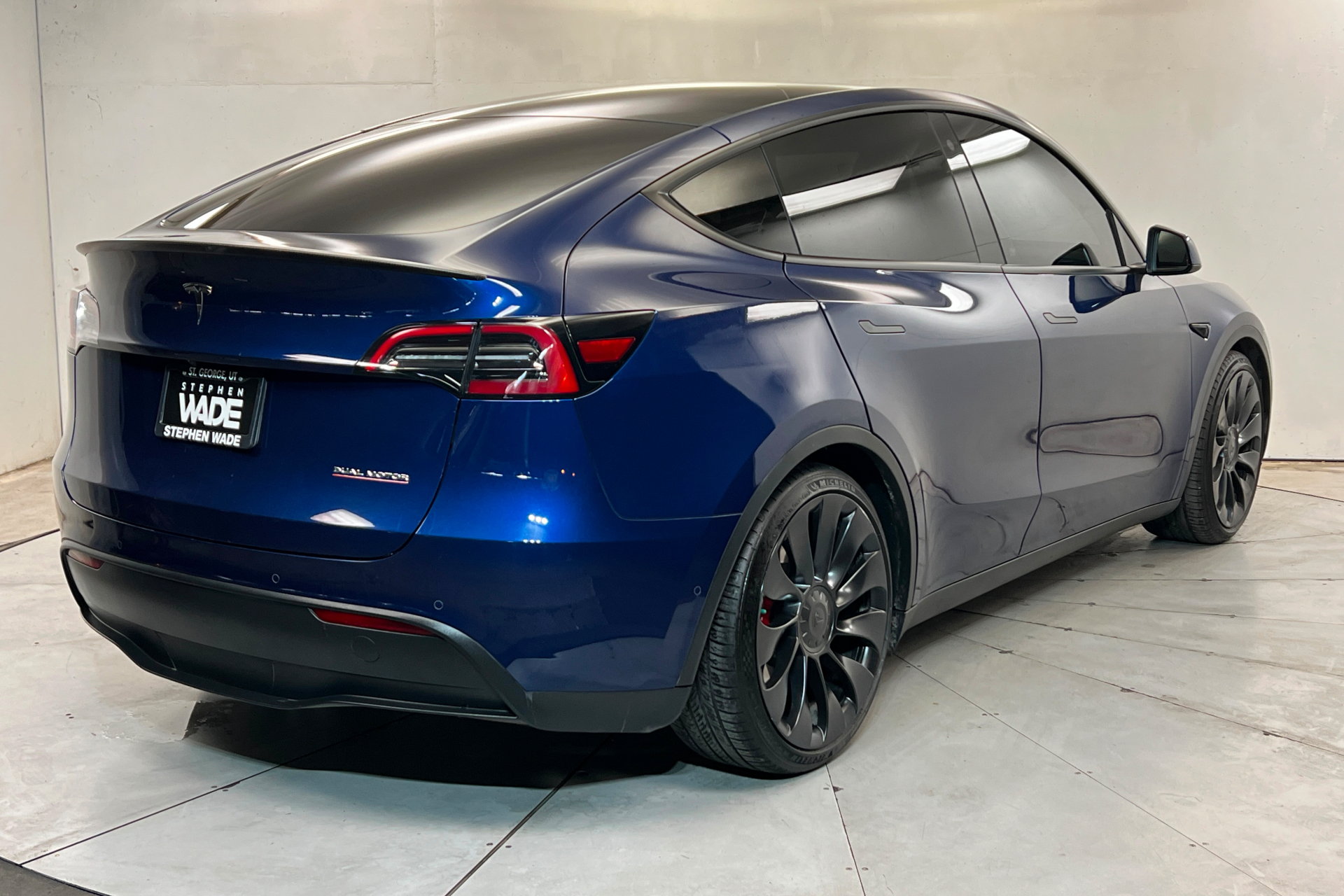 Used 2023 Tesla Model Y Performance AWD/4WD image 6