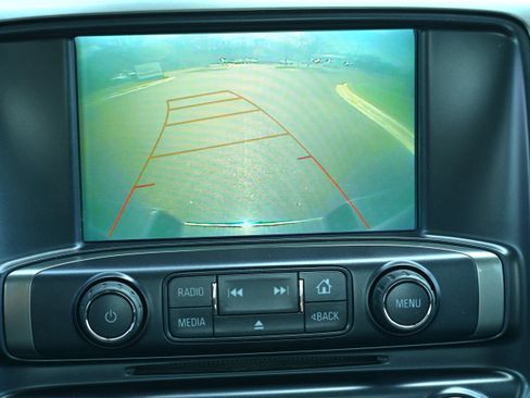 Used 2018 Chevrolet Silverado 1500 LT w/ All Star Edition image 16