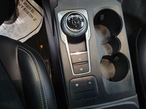 Used 2022 Ford Escape SEL image 44