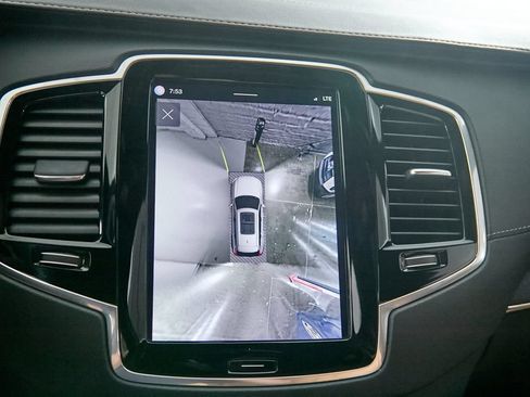 Certified 2023 Volvo XC90 T8 Ultimate w/ Lounge Package AWD/4WD image 36