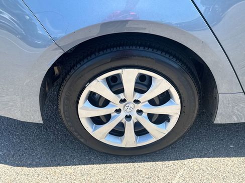 Used 2026 Toyota Corolla LE FWD image 38