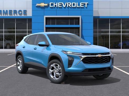 New 2026 Chevrolet Trax LS w/ LS Convenience Package FWD image 8