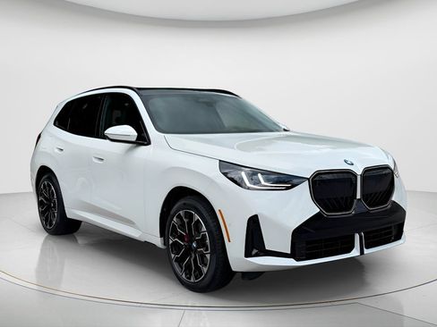 New 2026 BMW X3 xDrive30i w/ Premium Package AWD/4WD image 3