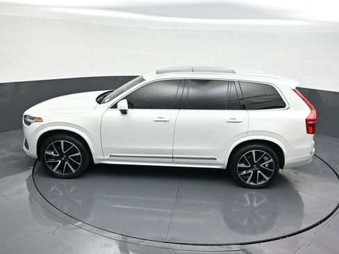 Certified 2024 Volvo XC90 B5 Plus image 21