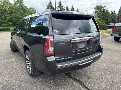 Used 2018 GMC Yukon XL Denali w/ Denali Ultimate Package AWD/4WD image 4