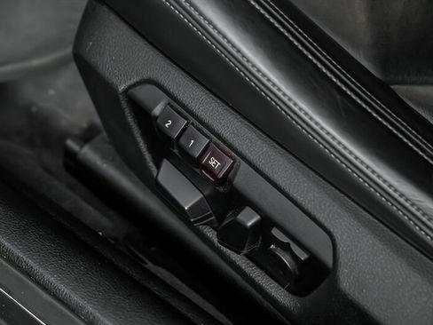 Used 2015 BMW M4 image 24