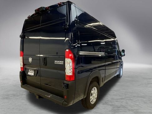 New 2025 RAM ProMaster 1500 w/ Quick Order Package 22G SLT image 9