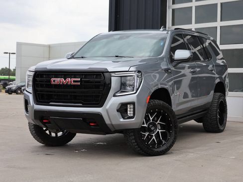 Used 2023 GMC Yukon AT4 AWD/4WD image 3