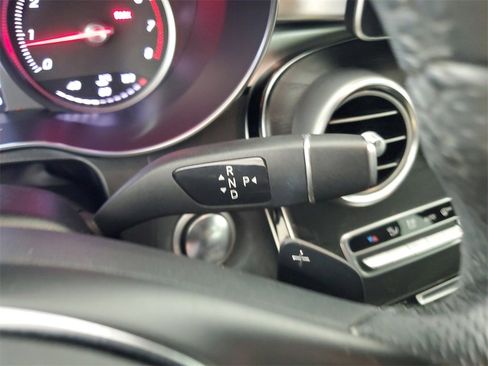 Used 2017 Mercedes-Benz GLC 300 image 29