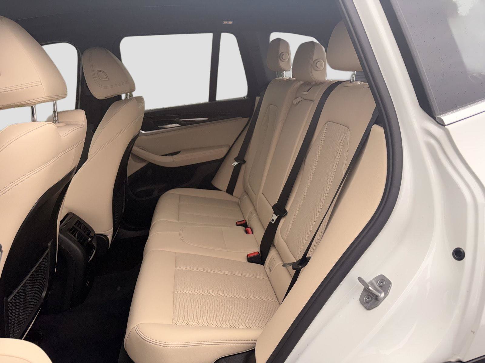 Used 2024 BMW X3 sDrive30i w/ Convenience Package RWD image 12