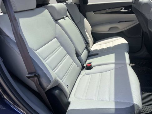 Used 2020 Kia Sorento SX AWD/4WD image 25