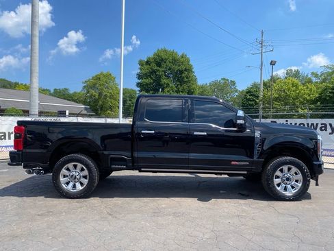 Used 2024 Ford F250 Limited w/ FX4 Off-Road Package AWD/4WD image 2
